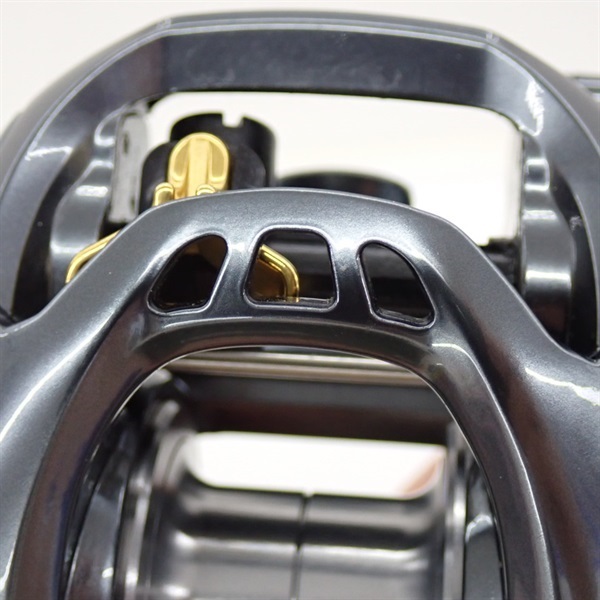 １７タトゥーラＳＶ　ＴＷ８．１Ｒ